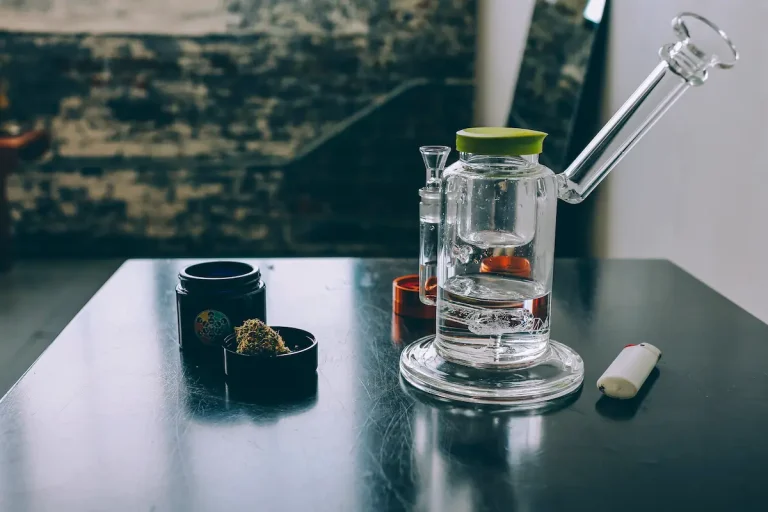 Cómo usar un bong